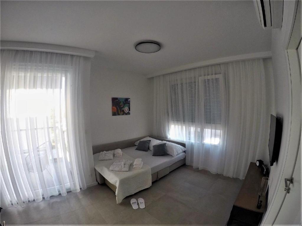 Ferienwohnung Urban Sea Split Exterior foto